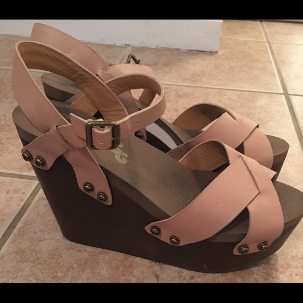 Froggie Platform Wedges Size 7
